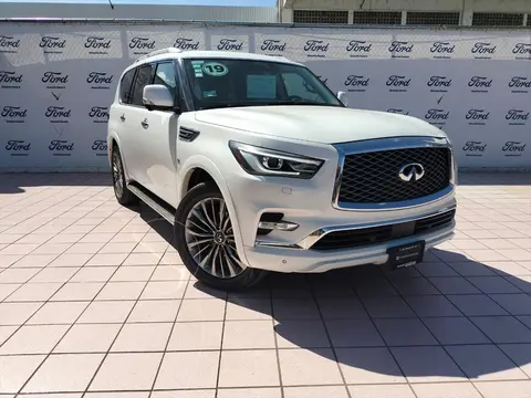 foto Infiniti QX80 Sensory 7 Pasajeros usado (2019) color Blanco precio $810,000