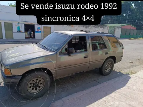 Isuzu Trooper Version sin siglas V6 3.2i 24V usado (1992) color Gris precio u$s2.800