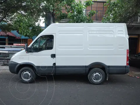 Iveco Daily Furgon H2 Furgone 35S15 10m3 usado (2019) color Blanco precio $45.000.000