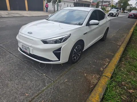 JAC E J7 Electric usado (2023) color Blanco precio $380,000