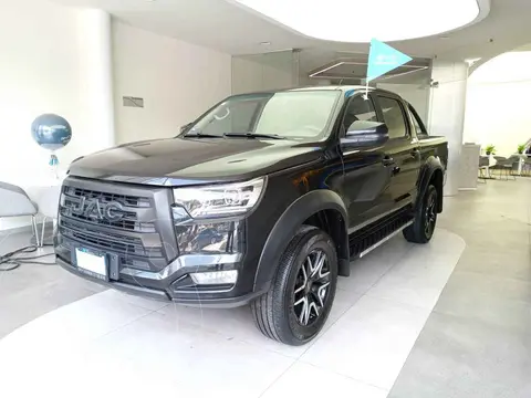 JAC Frison T8 2.0L usado (2024) color Negro financiado en mensualidades(enganche $79,920 mensualidades desde $8,483)