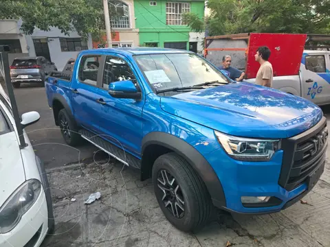 JAC Frison T8 2.0L usado (2026) color Azul Electrico precio $440,000
