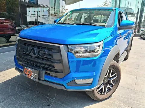 JAC Frison T8 2.0L usado (2024) color Azul financiado en mensualidades(enganche $116,902 mensualidades desde $8,939)