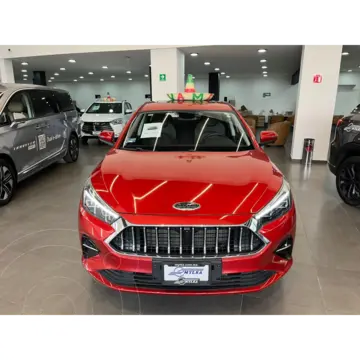JAC J7 Limited Aut usado (2024) color Rojo precio $350,000