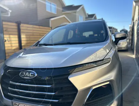 JAC JS3 1.6L Luxury CVT usado (2021) color Plata precio $8.500.000