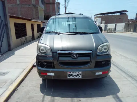 foto JAC Refine 2.4L 12P usado (2012) color Gris precio u$s10,000