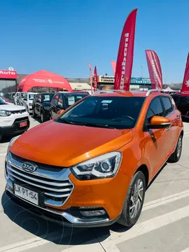 JAC S2 1.5L Plus Smart usado (2019) color Naranja precio $8.200.000