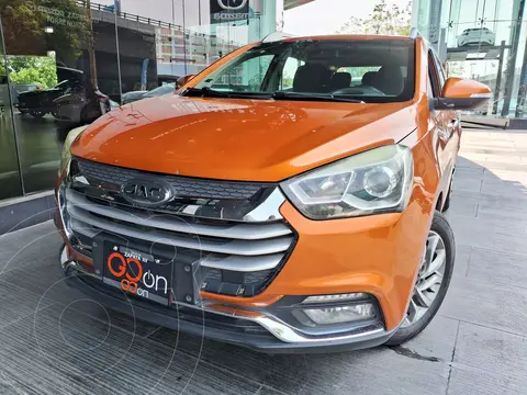 JAC Sei2 Quantum Aut usado (2018) color Naranja precio $165,000