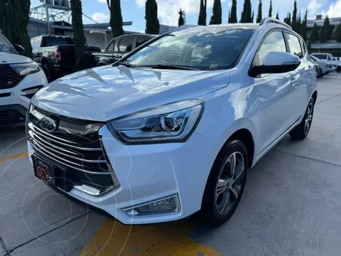 JAC Sei2 Smart usado (2023) color Blanco financiado en mensualidades(enganche $66,762 mensualidades desde $5,105)
