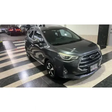 JAC Sei3  Limited Aut usado (2019) color Gris precio $125,000