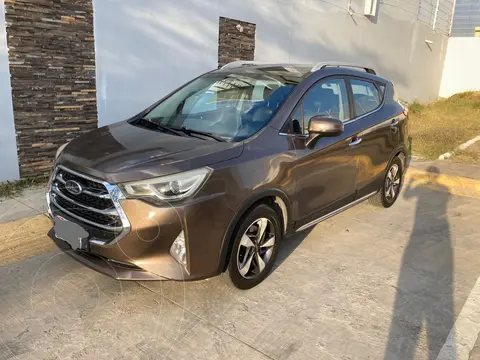 JAC Sei3  Quantum Aut usado (2018) color Marron precio $150,000
