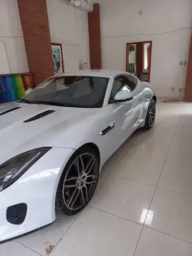 Jaguar F-Type Coupe usado (2019) color Blanco precio $1,450,000