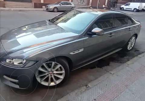 Jaguar XF 2.0L R-Sport usado (2018) color Gris precio $27.250.000
