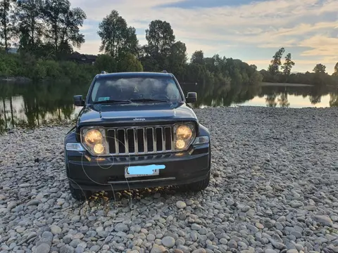 Jeep Cherokee Liberty 3.7 Limited LX Aut 5P usado (2011) color Verde precio $9.000.000