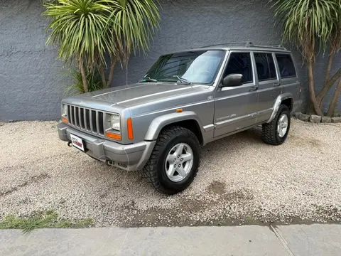 Jeep Cherokee CHEROKEE 2.5 CLASSIC TD usado (2000) color Gris precio u$s11.000