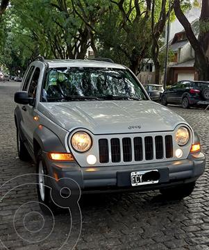 foto Jeep Cherokee 2.8 CRD Aut usado (2005) color Plata Metalizado precio u$s9.500