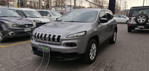 Jeep Cherokee 2.4L Sport 4x2 usado (2015) color Plata precio $15.450.000
