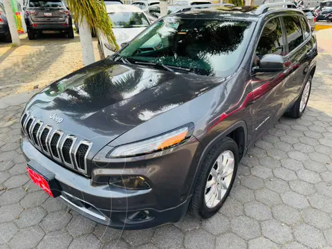 Jeep Cherokee Limited usado (2017) color Gris precio $227,000