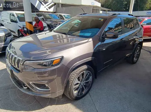 foto Jeep Cherokee Overland usado (2019) color Gris precio $575,000