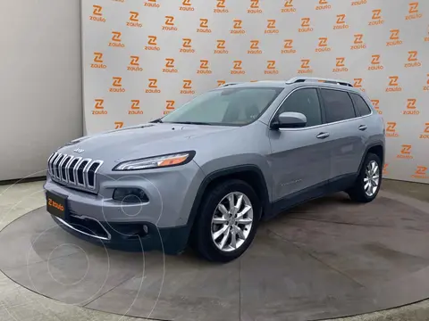 Jeep Cherokee Limited usado (2015) color Plata precio $299,000