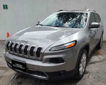 Jeep Cherokee Limited Plus usado (2017) color plateado financiado en mensualidades(enganche $98,094 mensualidades desde $8,538)