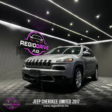 Jeep Cherokee Limited usado (2017) color Gris precio $284,900