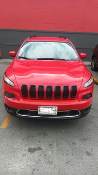 Jeep Cherokee TrailHawk usado (2018) color Rojo precio $184,000