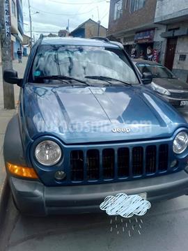 foto Jeep Cherokee 2.4L Sport 4x2 usado (2006) color Azul precio u$s7,500