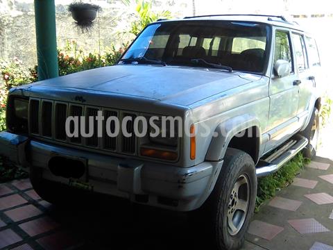 foto Jeep Cherokee Classic  Auto. 4x4 usado (1998) color Gris precio u$s1.200