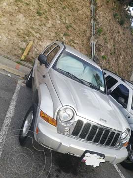 foto Jeep Cherokee Limited 4x4 usado (2006) color Gris precio u$s6.000