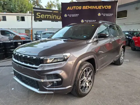 Jeep Commander Overland usado (2025) color Gris precio $590,000