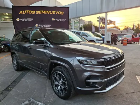 Jeep Commander Overland usado (2025) color Gris financiado en mensualidades(enganche $125,358 mensualidades desde $14,568)