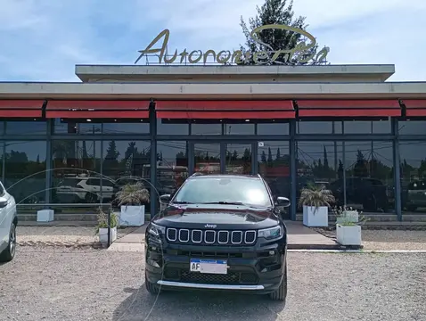 Jeep Compass 1.3 T 270 Longitude At6 usado (2022) color Negro precio u$s25.000