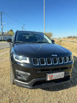 Jeep Compass 2.4 4x2 Sport usado (2018) color Negro precio $25.000.000