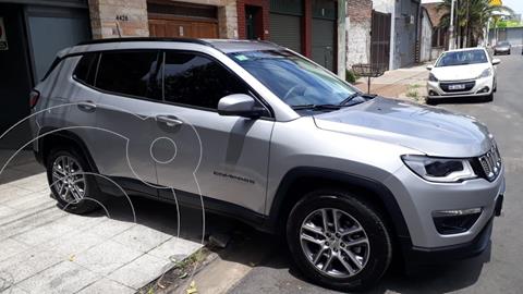 foto Jeep Compass 2.4 4x2 Sport usado (2020) color Gris precio $4.200.000