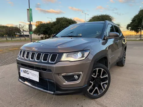 Jeep Compass COMPASS 2.4 LIMITED AT9 usado (2020) color Gris precio u$s29.900