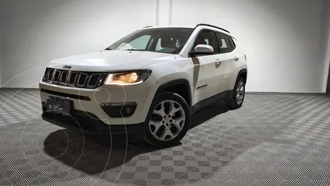 Jeep Compass 2.4 4x2 Longitude Aut usado (2021) color Blanco precio $32.830.000