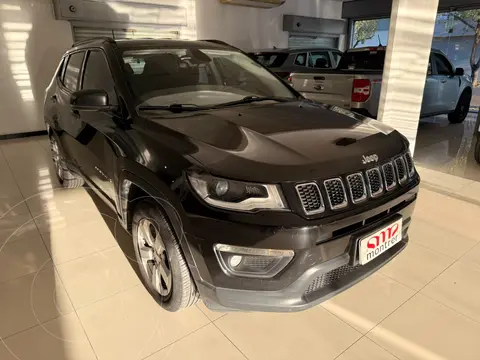 Jeep Compass 2.4 4x2 Sport usado (2018) color Negro precio $24.000.000