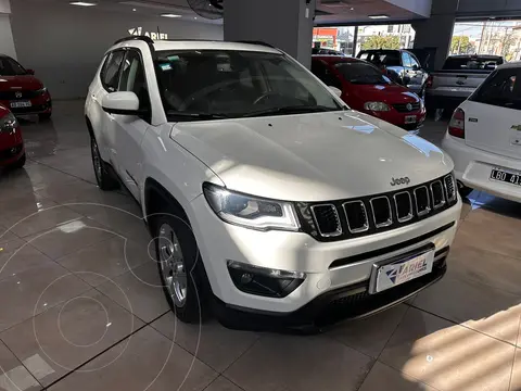 Jeep Compass 2.4 4x2 Longitude Aut usado (2021) color Blanco precio $38.000.000