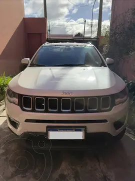 Jeep Compass 2.4 4x2 Sport usado (2020) color Blanco precio $28.800.000