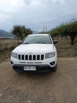 Jeep Compass  Sport 4x4 usado (2015) color Blanco precio $8.500.000