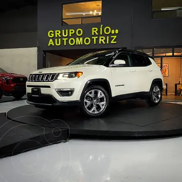 Jeep Compass Limited Premium usado (2019) color Blanco precio $319,000