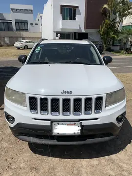 Jeep Compass 4x2 Limited Premium CVT usado (2012) color Blanco precio $165,000