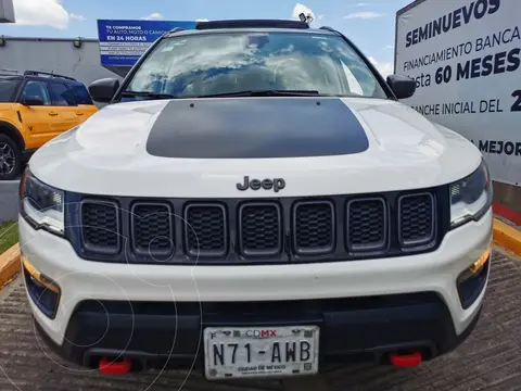 Jeep Compass Trailhawk 4X4 usado (2018) color Blanco financiado en mensualidades(enganche $120,000 mensualidades desde $11,876)