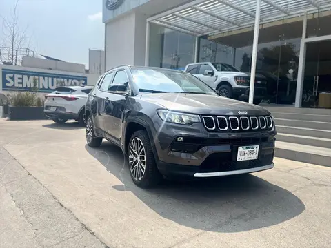 Jeep Compass High Altitude usado (2024) color Granito precio $570,000