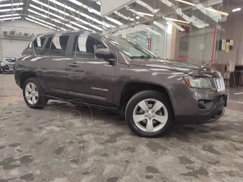 Jeep Compass 4x2 Latitude Aut usado (2016) color Gris precio $305,000