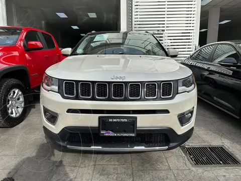 Jeep Compass Limited usado (2021) color Blanco financiado en mensualidades(enganche $86,000 mensualidades desde $12,369)