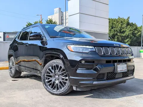 Jeep Compass High Altitude usado (2022) color Negro precio $520,000