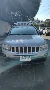 Jeep Compass 4x2 Latitude usado (2016) color Plata precio $240,000