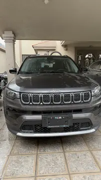 Jeep Compass Altitude usado (2024) color Gris precio $460,000